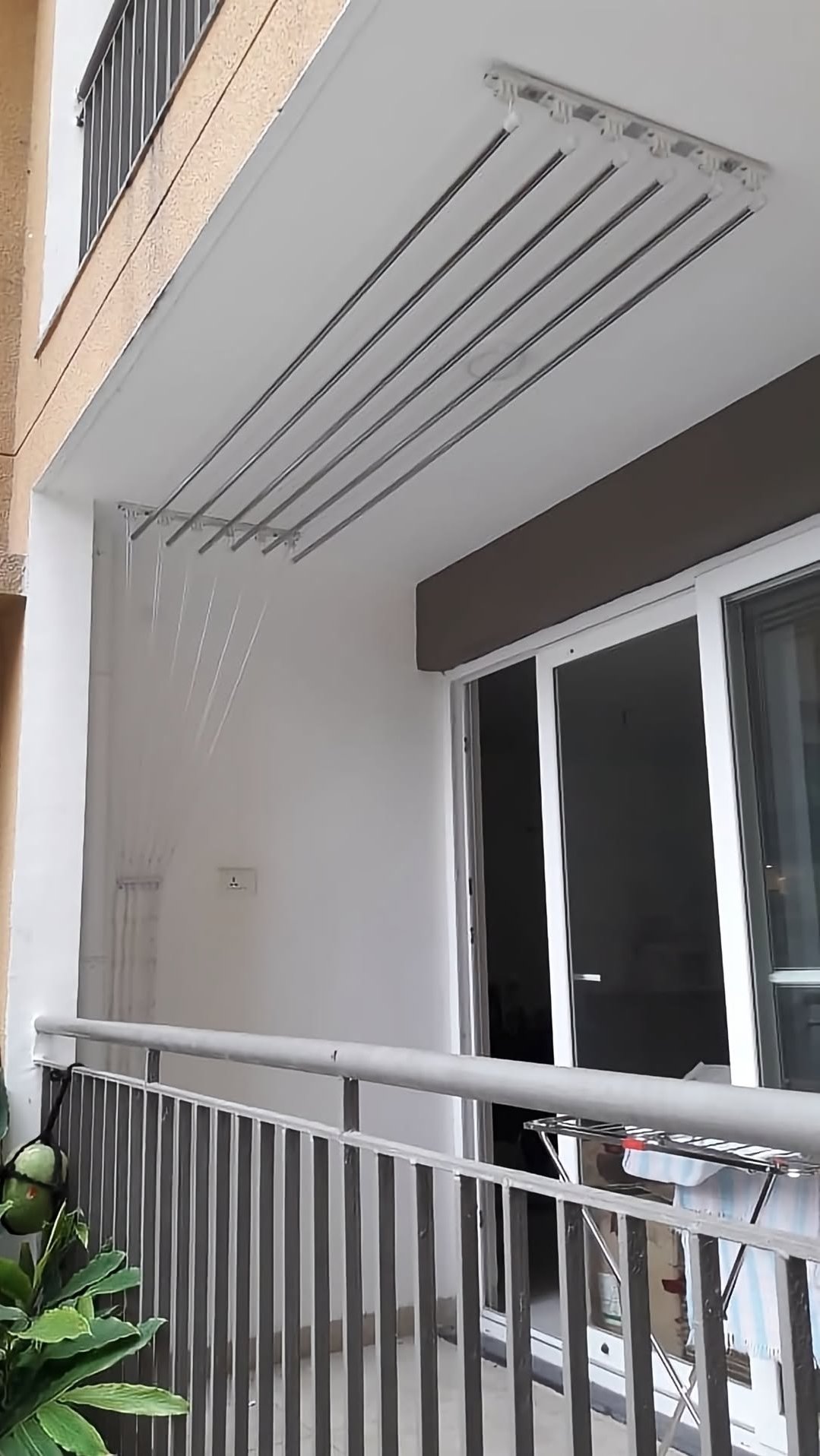 Ceiling Cloth Hangers